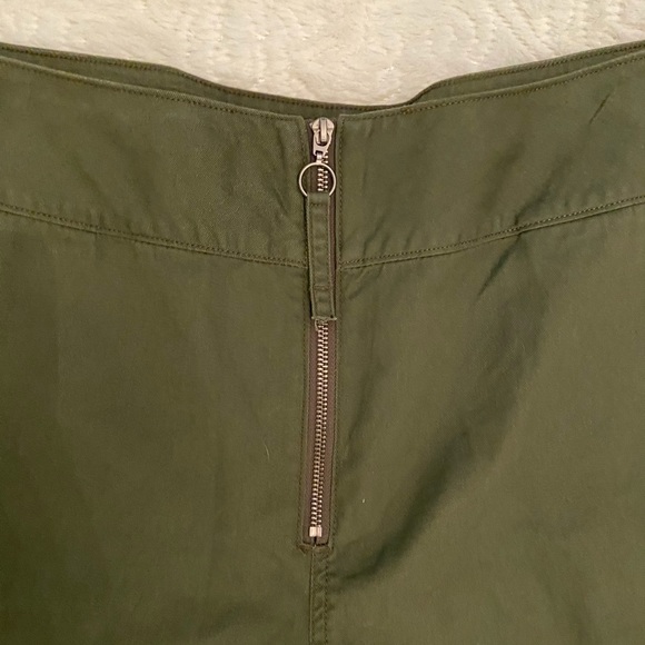 Olive Wild Fable cargo Joggers. Size 16 - Picture 2 of 5